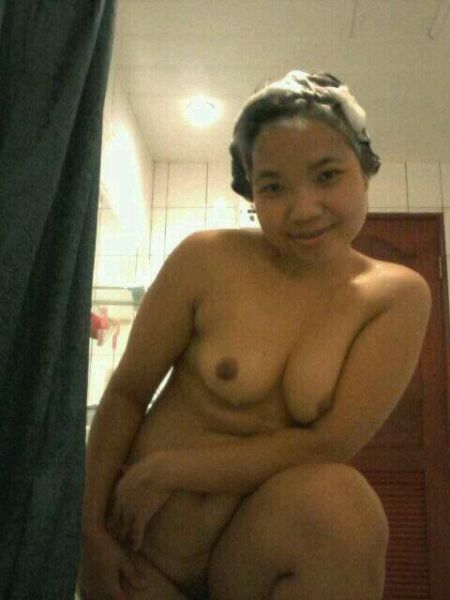 jilat memek janda