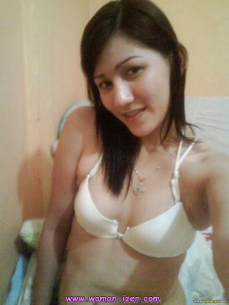 cewek montok hot