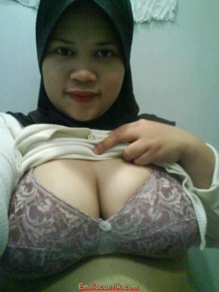 memek montok