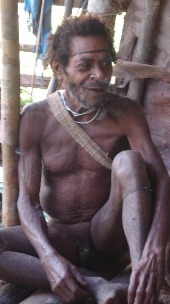 adat istiadat suku asli papua