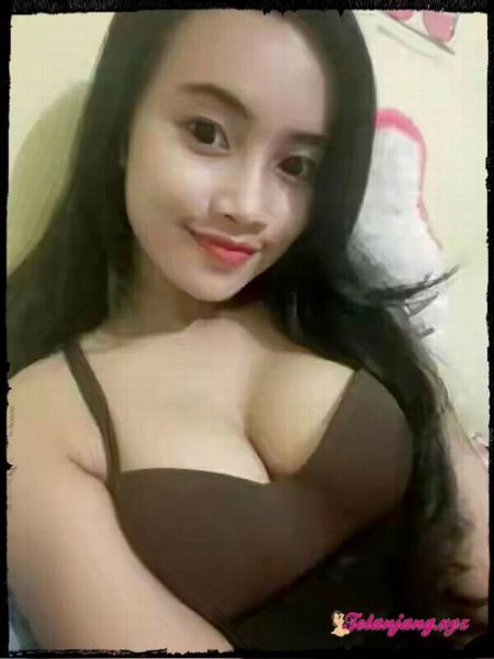 artis toket gede