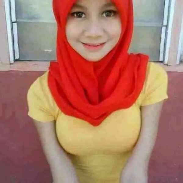 gadis bugil indonesia