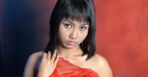 model bugil indonesia