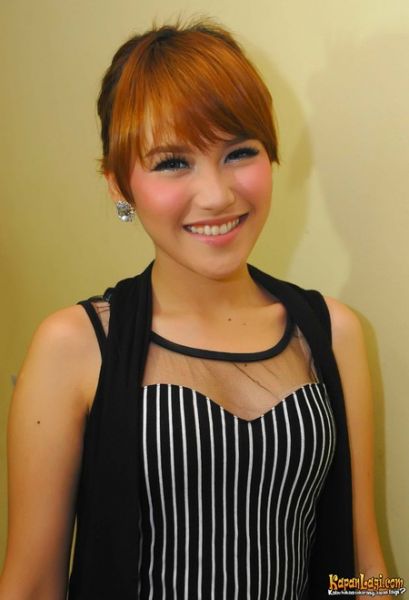 ayu ting ting bugil