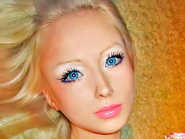 barbie valeria lukyanova topless