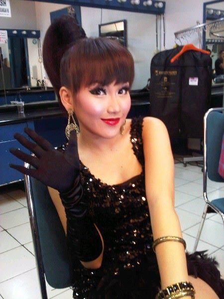 enji ayu ting ting