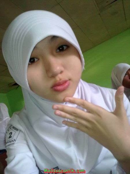 gadis berjilbab sexi