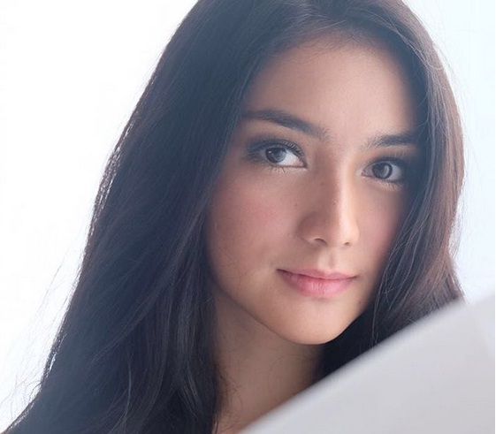 foto artis citra kirana