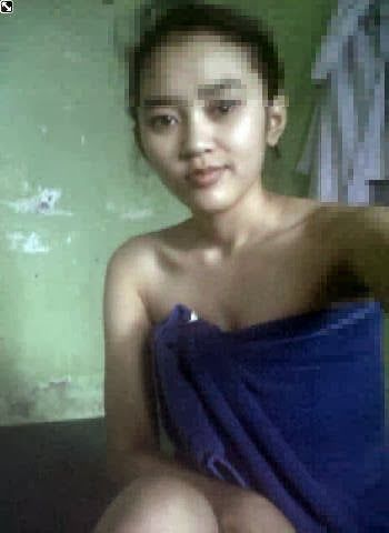 cantik bugil masturbasi