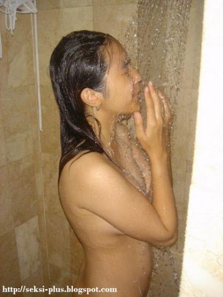 orang mandi
