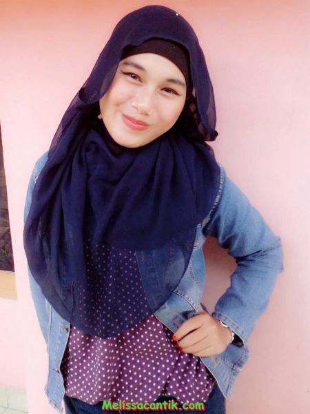 cewek jilbab bugil