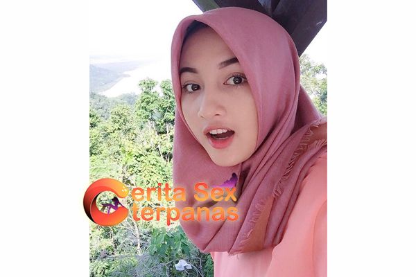 foto ngentot cewek ber jilbab