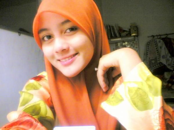 artis berjilbab