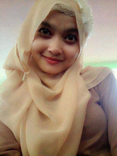 artis berjilbab