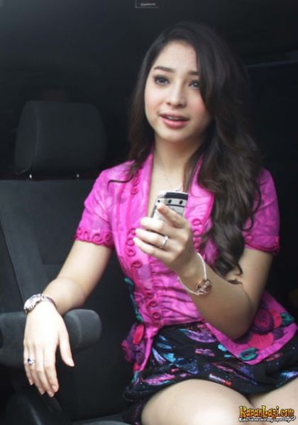 nikita willy bugil