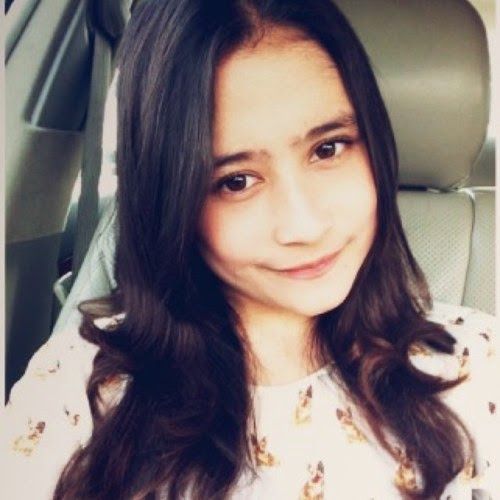 prilly latuconsina with her bf