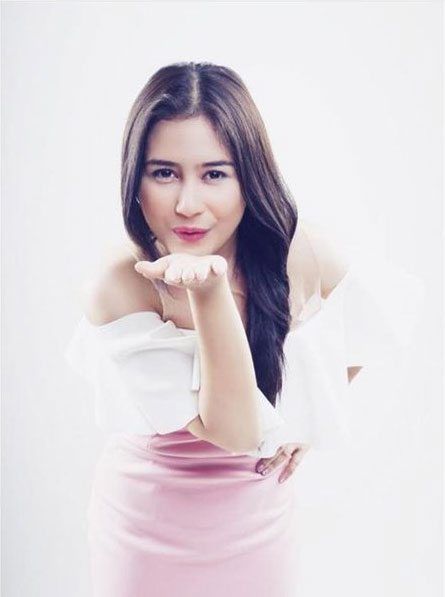 pacar prilly latuconsina dan