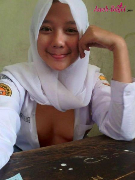 toket jilbab