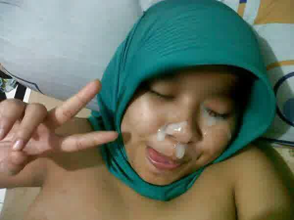 hijab crot di muka