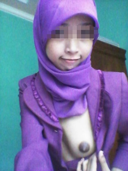 cewek smp bugil pamer memek