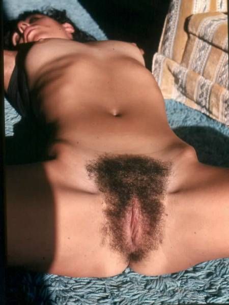 super hairy bush women