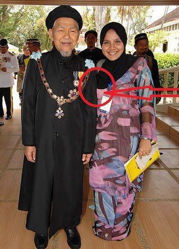 gambar perempuan hisap zakar besar