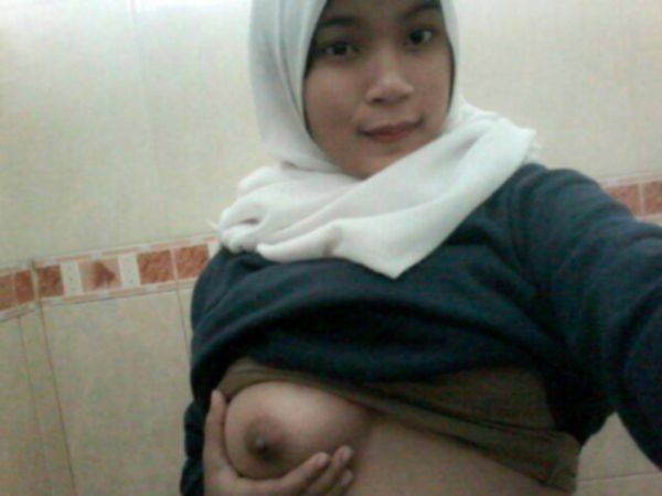 jilbab montok