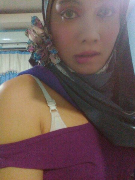 ngentot memek jilbab