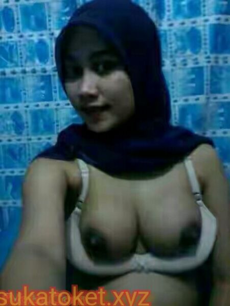 gadis berjilbab