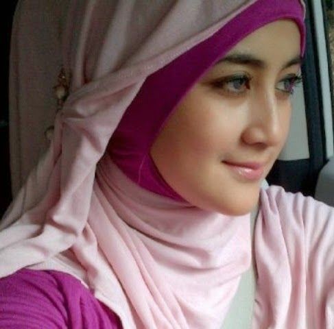 gambar pipik dian irawati