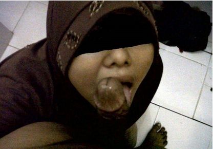 pepek jilbab