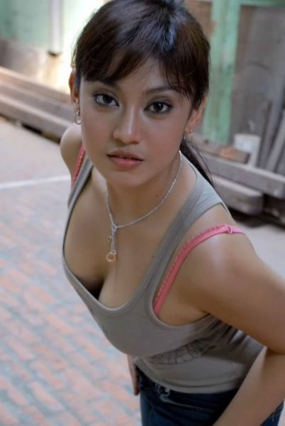 cantik bugil masturbasi