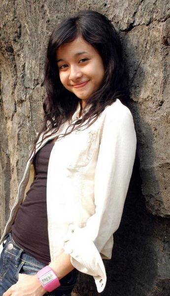 gambar laudya chintya bella