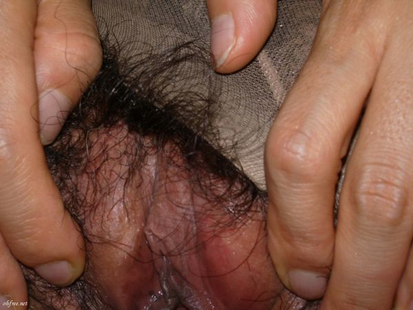 shaved pussy close up