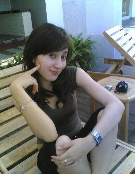 foto wanita cantik telanjang