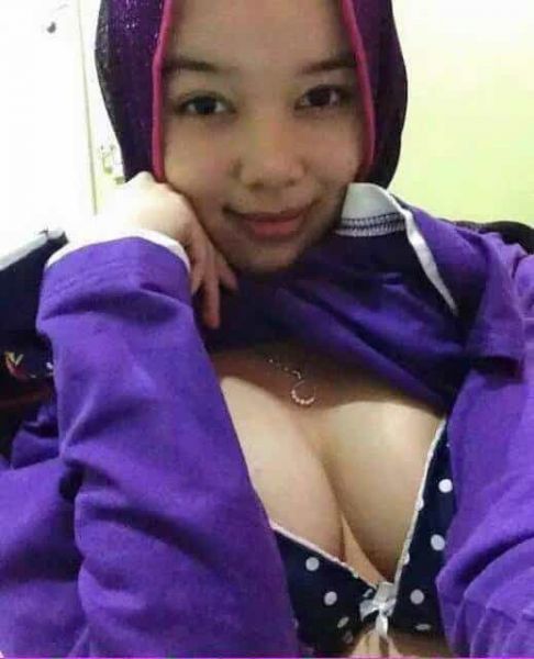 ibu muda seksi