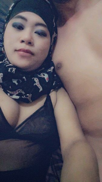 cewek jilbab ngentot