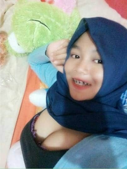 jilbab telanjang