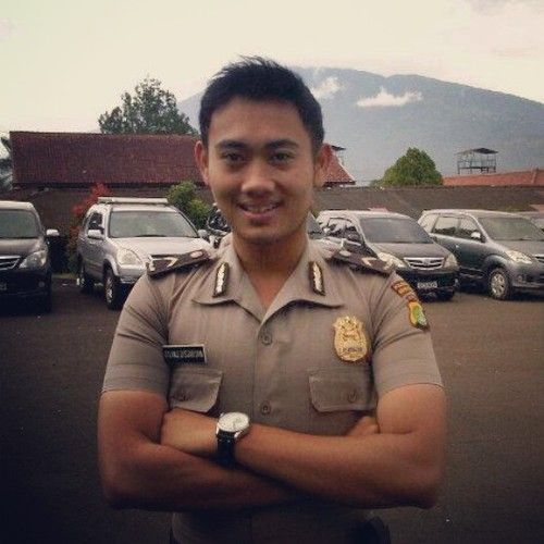 foto polisi bugil