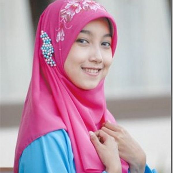 cewek jilbab bugil nyepong