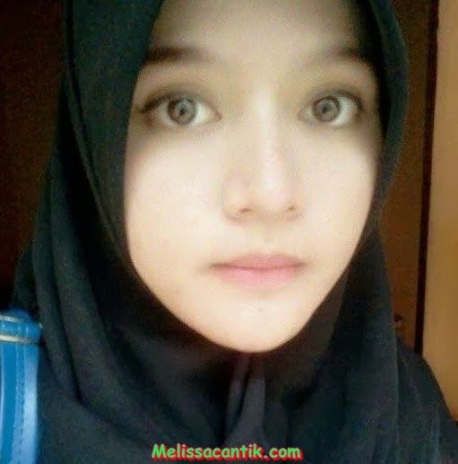 gadis berjilbab nakal