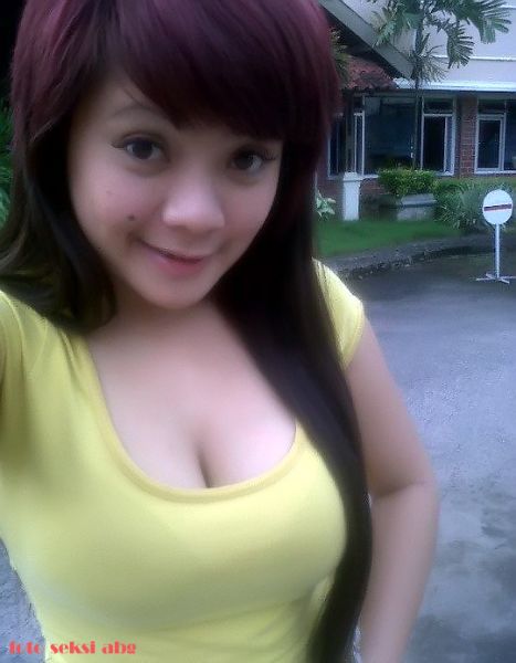 gadis cantik