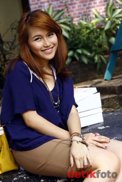 syahrini bugil