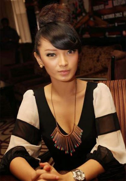 zaskia gotik bugil