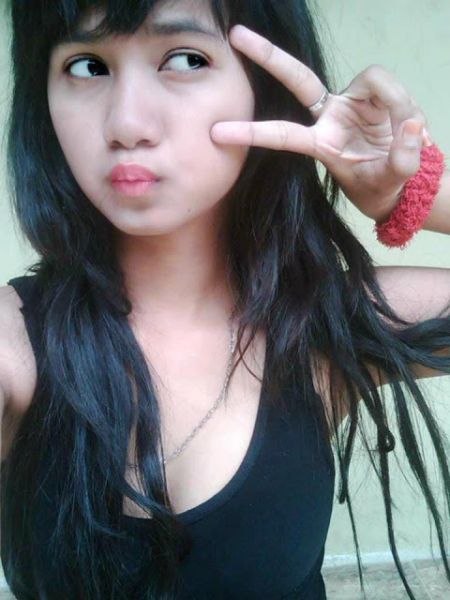 poto bugil syahrini