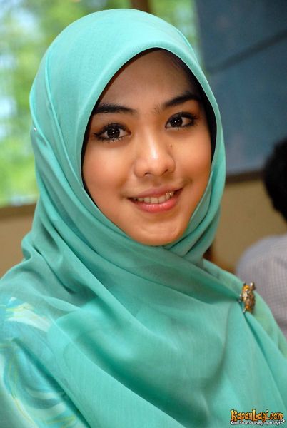 artis cantik korea