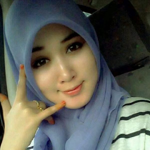 cewek cantik bening