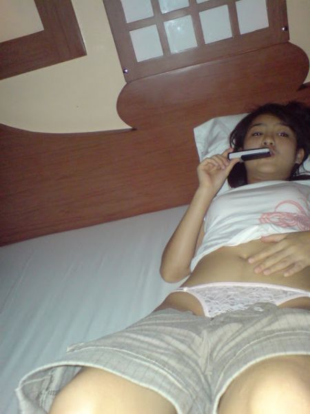 memek artis ngentot