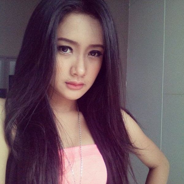 cewek cantik bugil