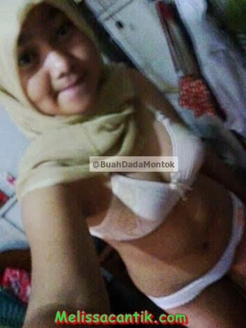 pepek jilbab